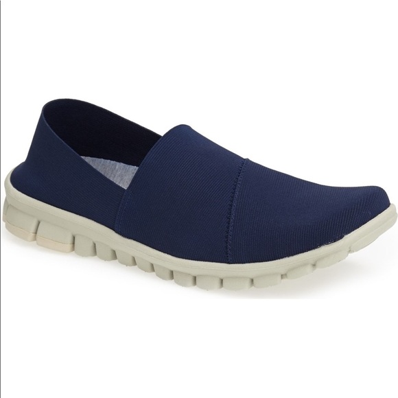 nosox Other - 💕HP💕NoSox men’s slip on shoes